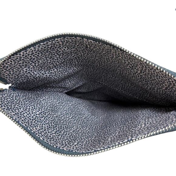 Elizabeth Crossbody Bag - Picture 6 of 12